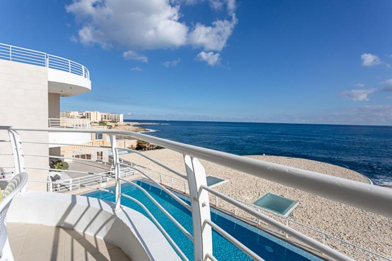 Апартаменти Waters-Edge Complex Марсаскала Екстер'єр фото